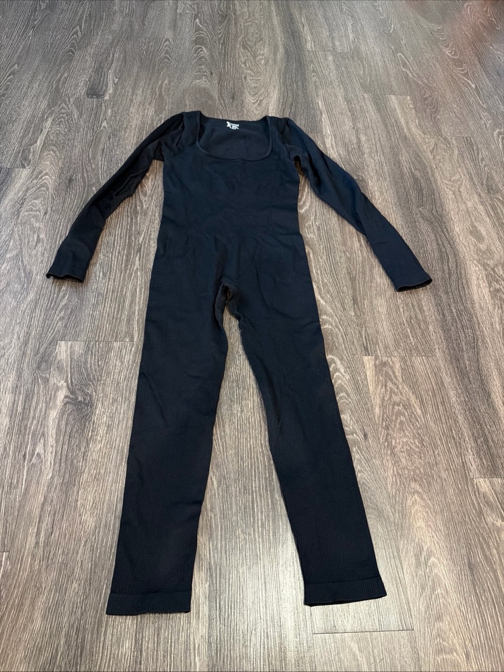 OQQ Black Ribbed Yoga Jumpsuit Thumb Hole Bodysuit Athleisure Activewear Large